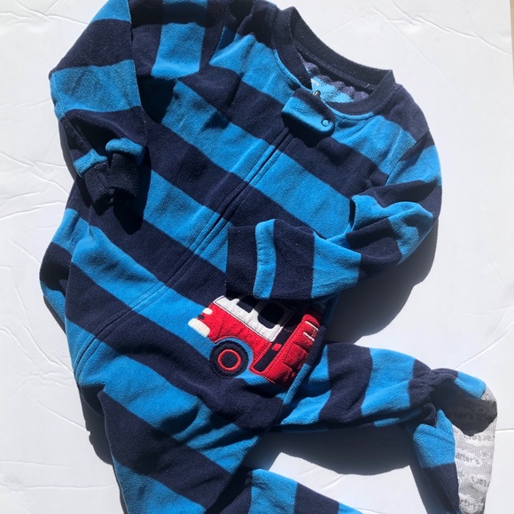 Fleece pjs - Picture 1 of 1